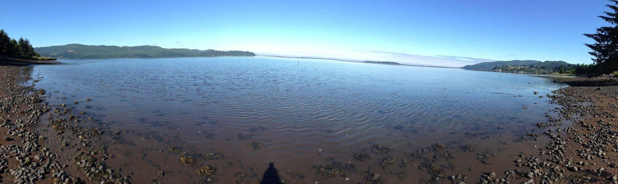 Sheltered Nook On Tillamook Bay Bay City Exterior foto